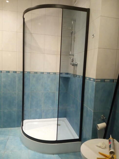 Brodzik, kabina prysznicowa-sprzedam.