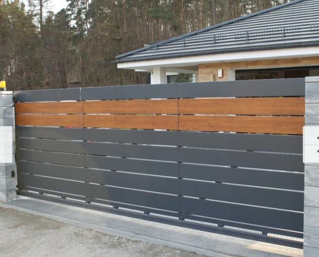 Bramy przesuwne oraz dwuskrzydłowe