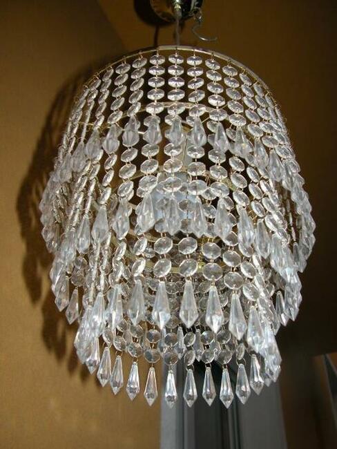 żyrandol kaskadowy śliczny dla dziewczynki do pokoju