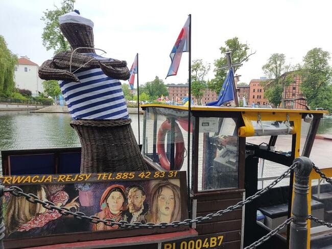 Jach Motorowy do przewozu osób