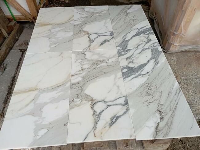 Płytki Marmurowe ONYX GOLD 61x30,5x1 poler