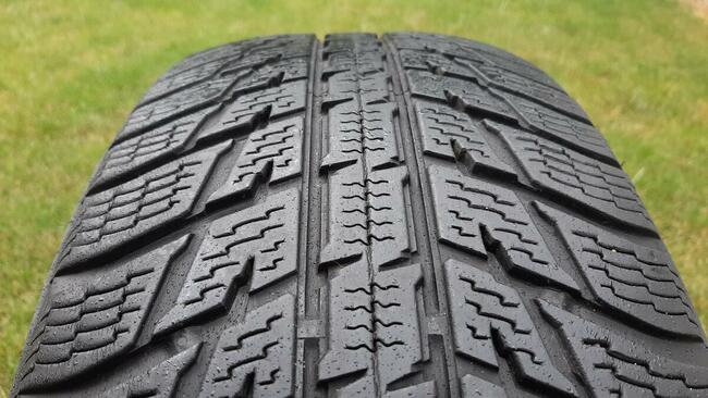 Opona Nokian 235/65/17 M+S 108H XL SUV 5,80mm.ASO z DE
