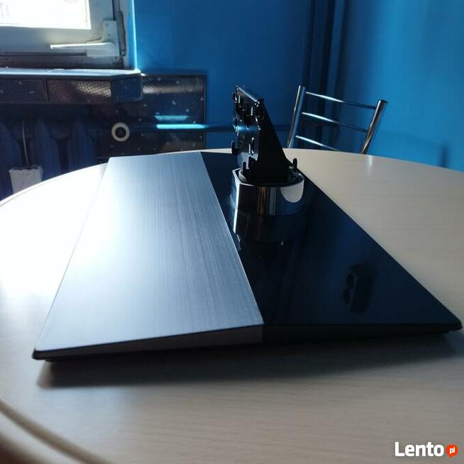 Podstawa do telewizora SHARP.