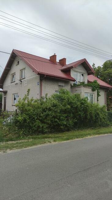 SIEDLISKO Z DWOMA DODATKOWYMI DZIAŁKAMI