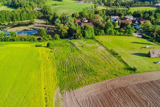 Działki tylko 30m od jeziora Sunowo - piękny widok
