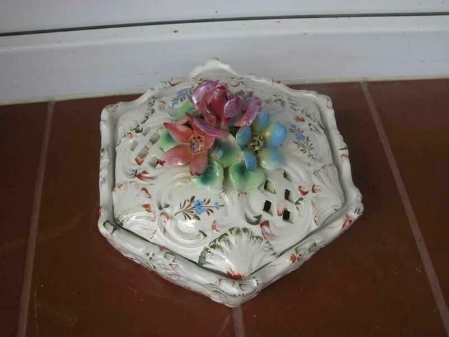 sygnowane włoskie puzdro kwiatki