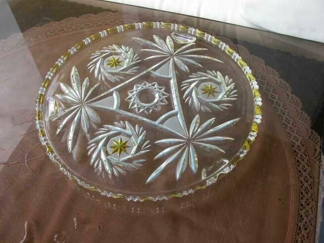 stara patera ze szkła