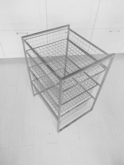 Szafka ażurowa do szafy / garderoby