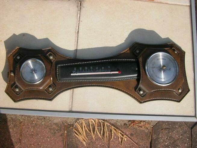 stary termometr z barometrem