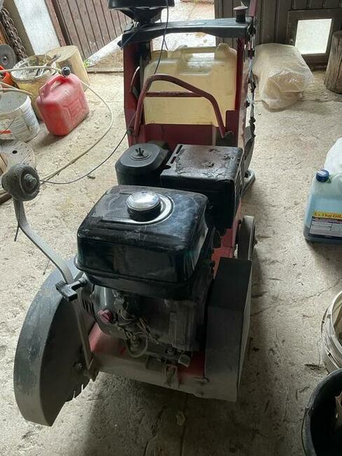 Przecinarka piła jezdna do betonu HUSQVARNA FS 400 LV Honda