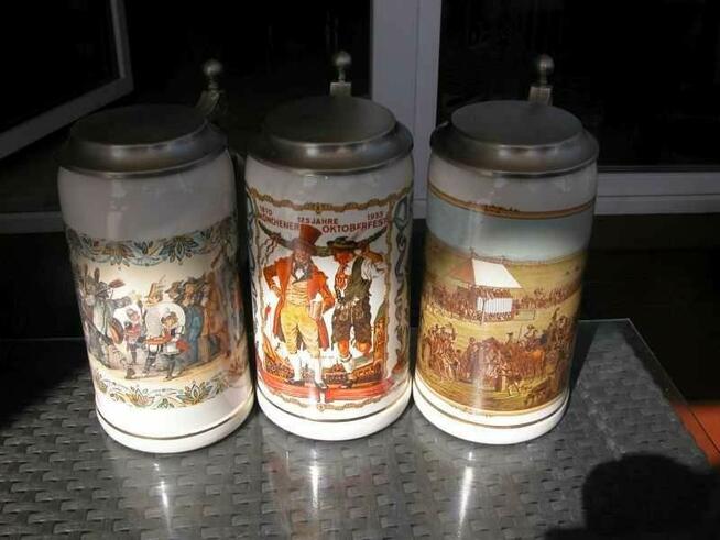 stary olbrzymi kufel