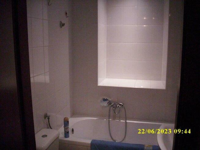 wynajmę 1 pokojowe + kuchnia osobno