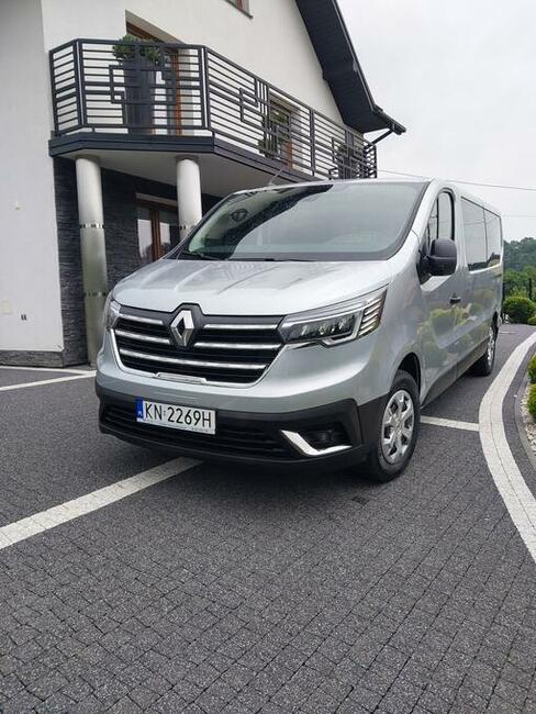 Wynajem busa 9 oosbowego rok 2023