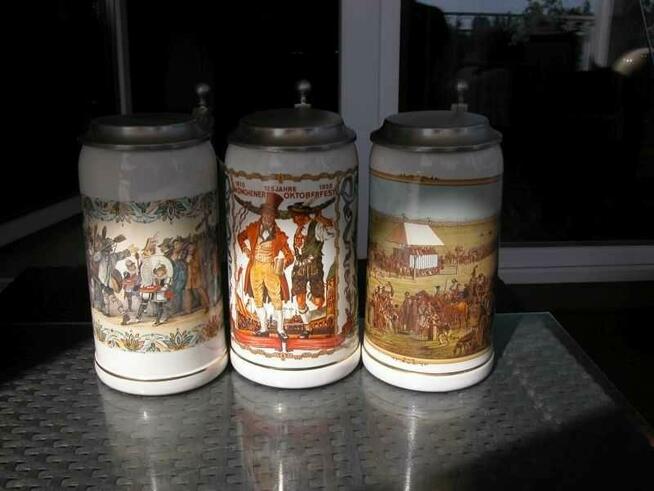 stary olbrzymi kufel