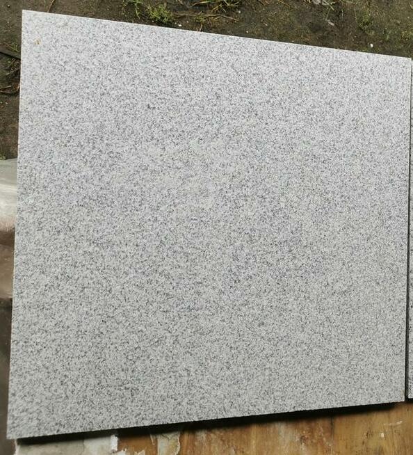 Płytki granitowe G603 60x60x3cm płomień