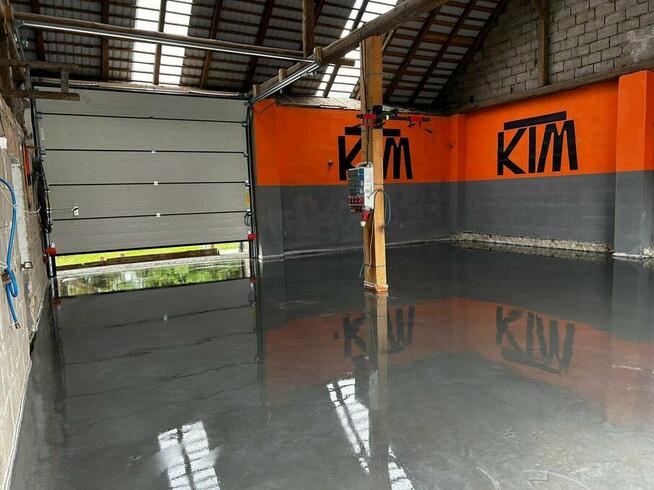 Posypka utwardzająca do betonu ROMIX BIAŁA 25kg