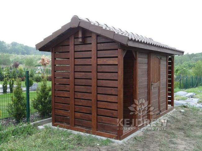 Drewutnia z domkiem gospodarczym wiata drewniana