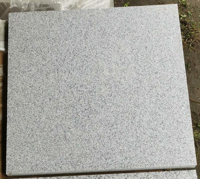 Płytki granitowe G603 60x60x3cm płomień