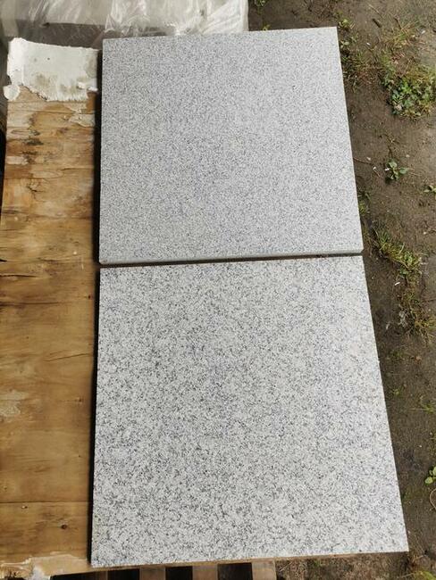 Płytki granitowe G603 60x60x3cm płomień