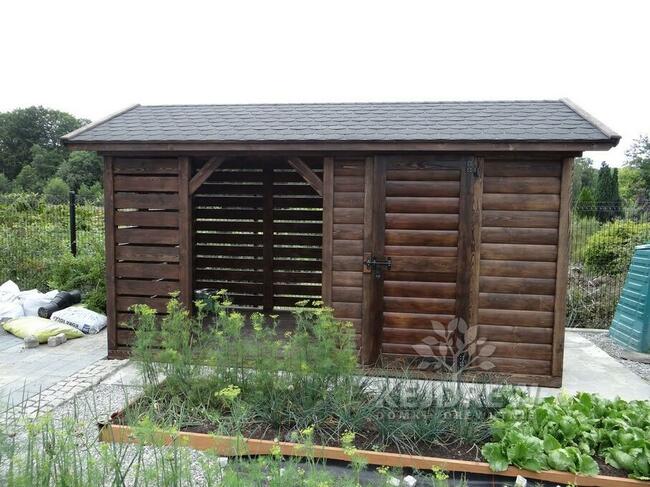 Drewutnia z domkiem gospodarczym wiata drewniana