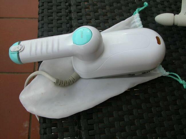 maleńkie turystyczne żelazko