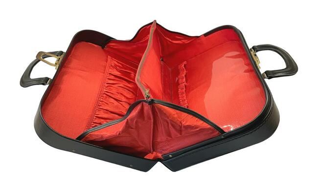 Ładny stary neseser PRL