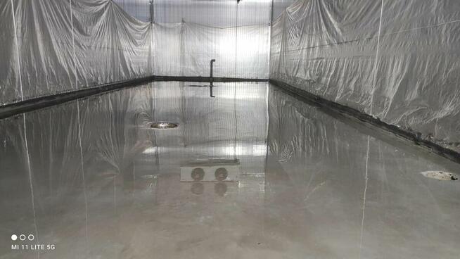 Posypka utwardzająca krzemowa do betonu ROMIX żółty