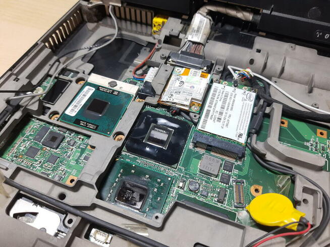 Serwis komputerowy naprawa laptopa Informatyk Józefów Otwock