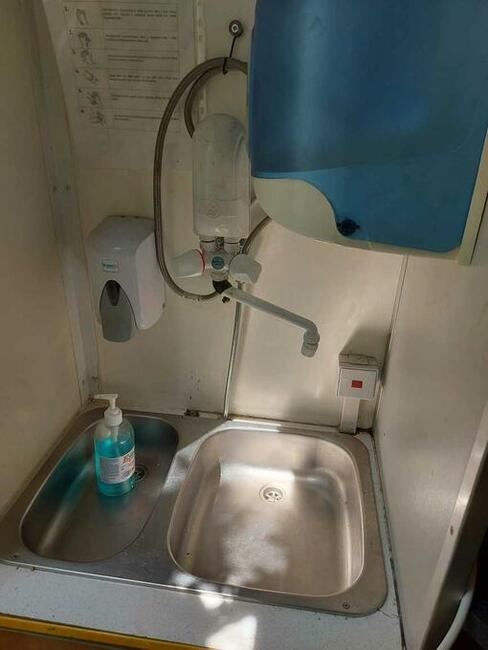 Sklep mobilny, Food track Renault Trafic