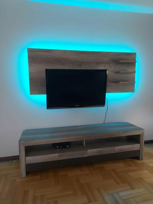 Szafka rtv, stolik, panel za telewizor z oświetleniem led