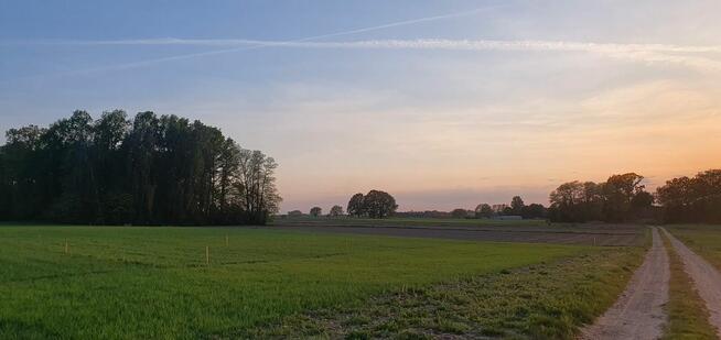 Zainwestuj w spokój i przestrzeń Działka budowlana