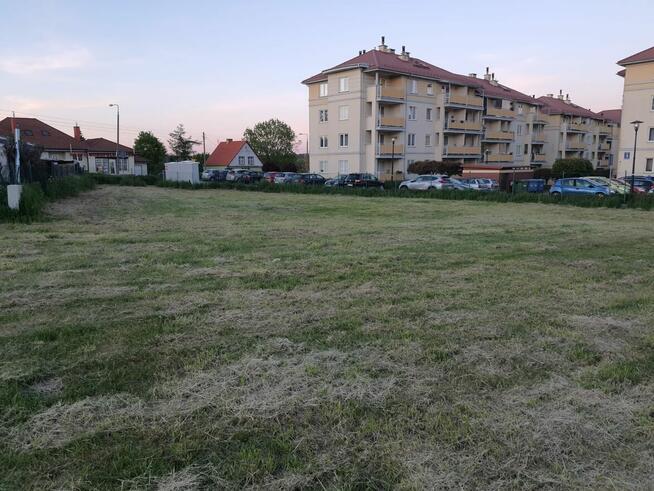 Teren na Osiedlu pod Cyrk, Imprezy, Handel, itp