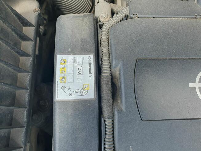 Opel Astra 1.6 2008 benzyna