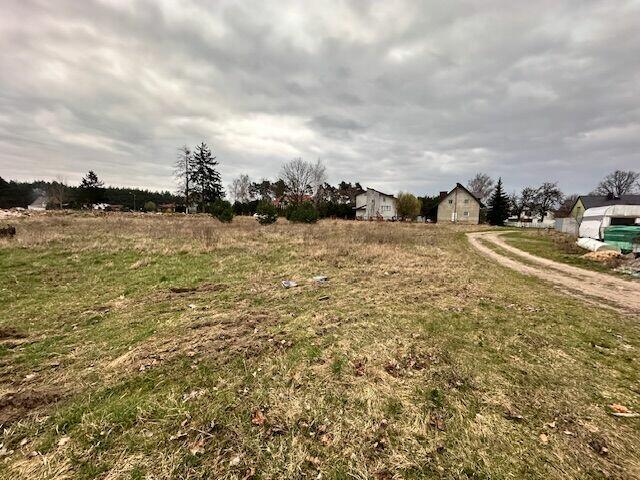 Działka budowlana, mieszkalno - usługowa, dojazd asfaltowy