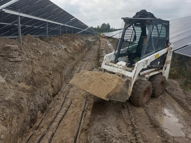 Usługi koparkami ,transport ,wyburzenia budynku