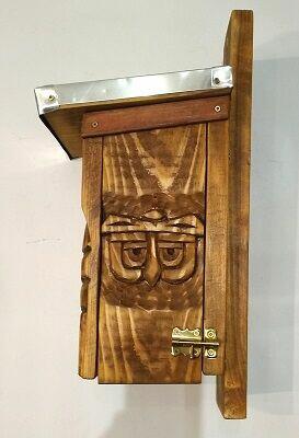 domek dla ptaków, budka lęgowa, sowa otwór w oku