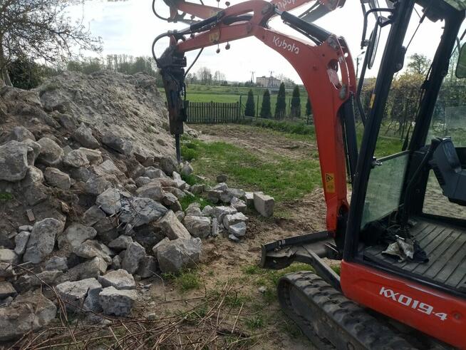 Usługi koparkami ,transport ,wyburzenia budynku