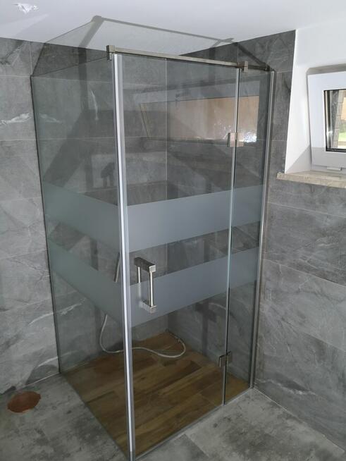 Kabiny i lustra led na wymiar