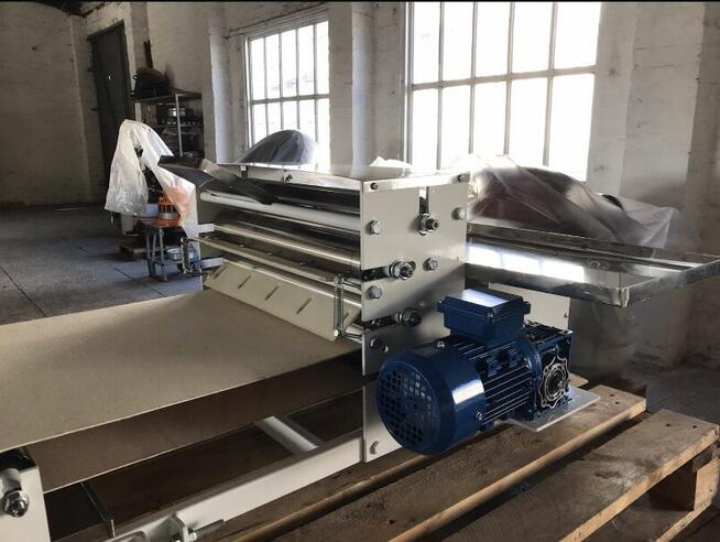 Wałkowarka do ciasta (wałkarka) do lawaszu RL-500-01.l (blat