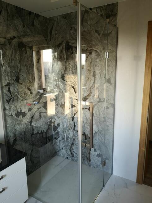 Kabiny i lustra led na wymiar