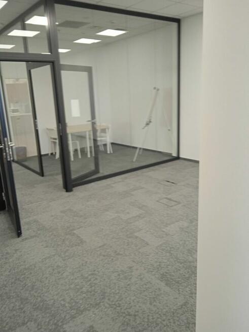 ATLAS TOWER ! Aleje Jerozolimskie 123, 02-017 Warszawa