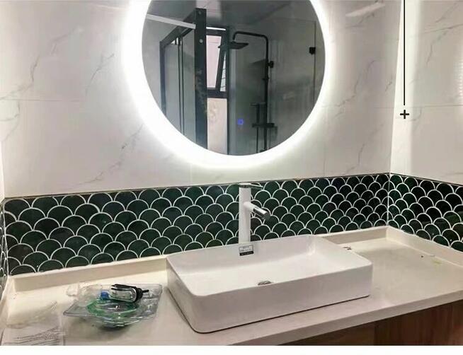 Kabiny i lustra led na wymiar