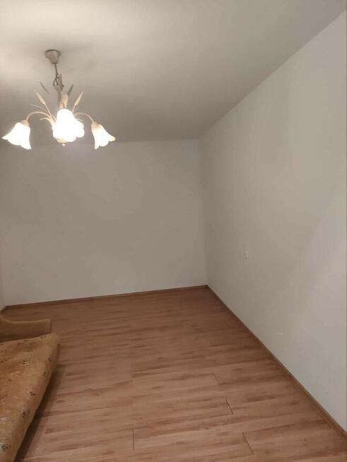 Dom z działką, budynek gospodarczy z częścią mieszkalną