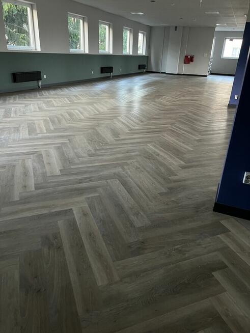 Lokal handlowo-usługowy w Siedlcach 420 m2