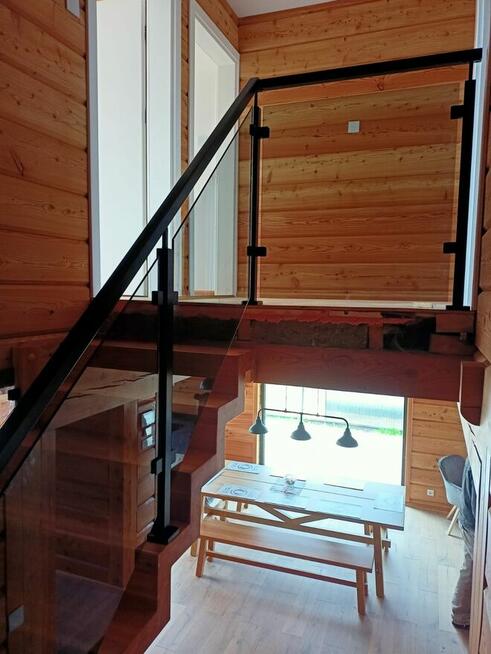 Balustrady zewnętrzne i wewnętrzne producent