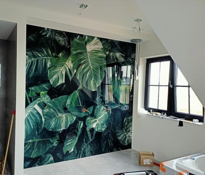 Kabiny i lustra led na wymiar