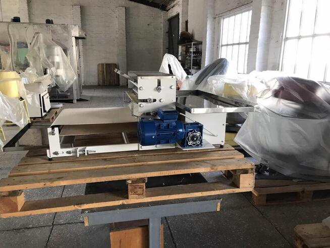 Wałkowarka do ciasta (wałkarka) do lawaszu RL-500-01.l (blat