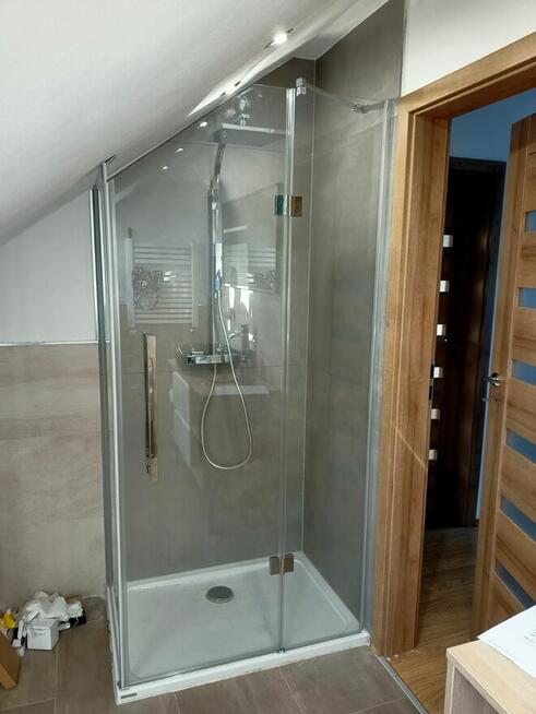 Kabiny i lustra led na wymiar