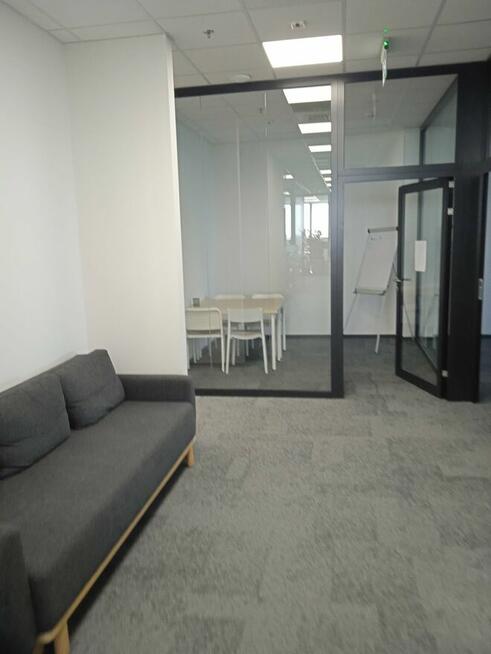 ATLAS TOWER ! Aleje Jerozolimskie 123, 02-017 Warszawa