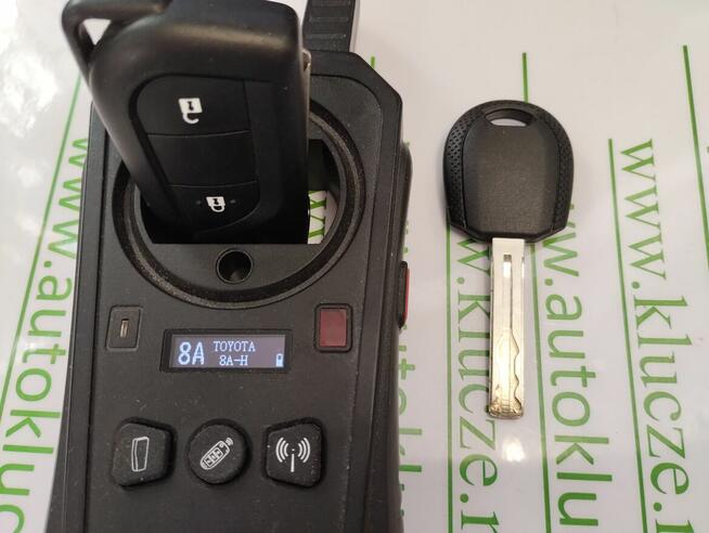 Kopiowanie transpondera 8A Toyota.